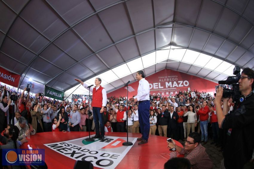 Alfredo del Mazo toma protesta como candidato a gobernador