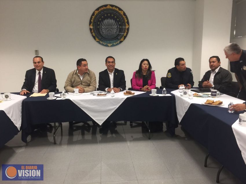 Encabeza Adrián López reunión semanal de seguimiento para la seguridad en Uruapan 