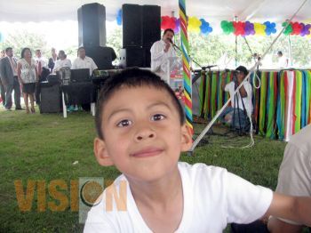Chiquitines de los Cendi del PT Michoacán muestran su dominio en el inglés