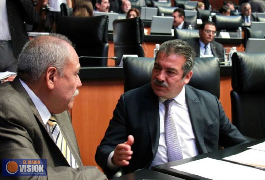 Es simplemente inaceptable una alianza entre PRD y PAN: Raúl Morón
