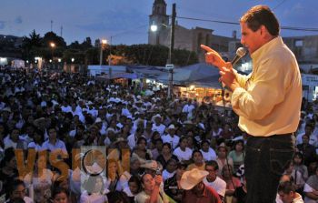 Michoacán es mucha pieza para el PRI y el PAN: Silvano Aureoles