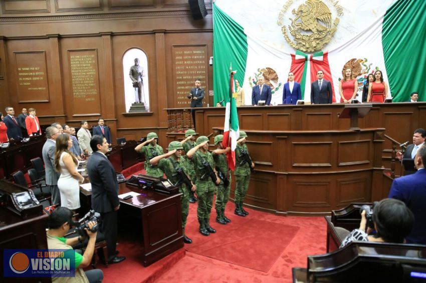 Asiste Gobernador a instalación del Tercer Año de la LXXIII Legislatura
