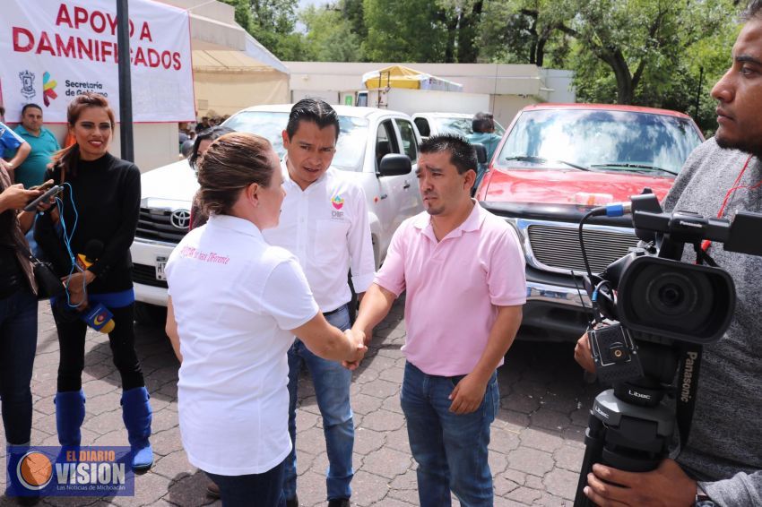 José Luis Vega realiza segunda entrega de víveres al DIF Michoacán para damnificados