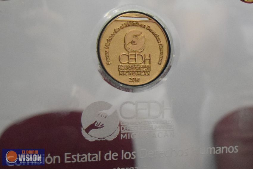 Abre CEDH convocatoria para la presea Michoacán al Mérito en Derechos Humanos 2017