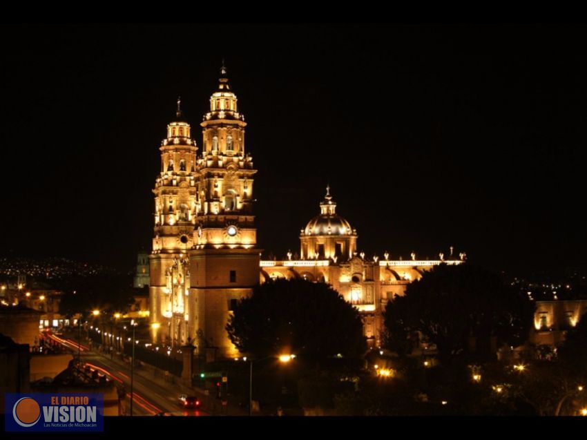 Supervisa Sectur estatal, avances de la obra de iluminación de la Catedral de Morelia