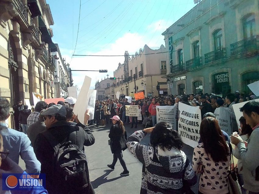 SUEUM y SPUM bloquean Centro histórico de Morelia 