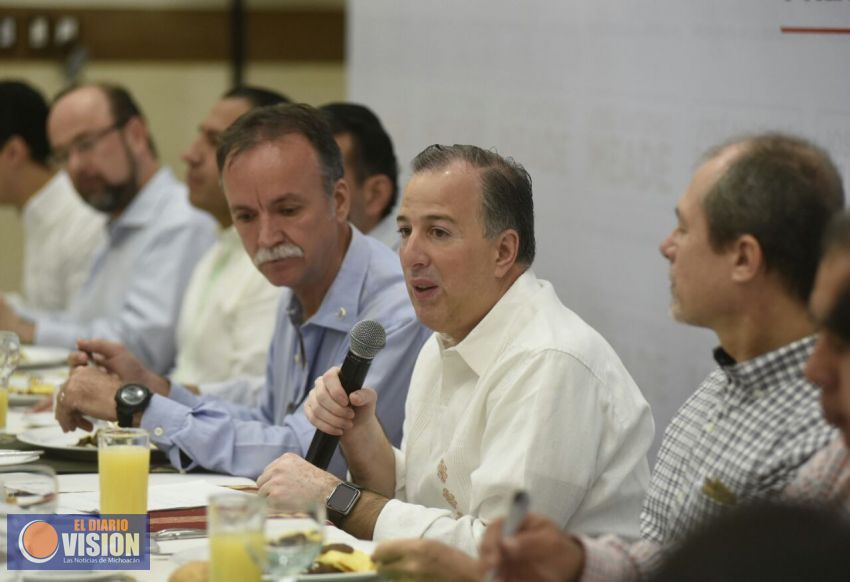  José Antonio Meade se reúne en privado con empresarios chiapanecos