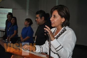 A la política le falta la cooperación que caracteriza a las mujeres: Luisa María Calderón Hinojosa