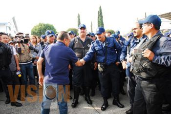 Liberan a los nueve trabajadores de las encuestadoras
