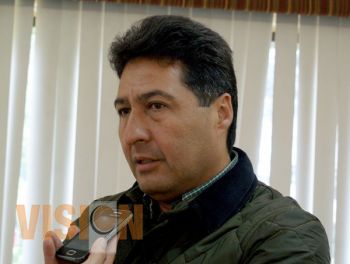 Luisa María con el cobijo de funcionarios pretende proyectar su imagen: Báez Ceja  