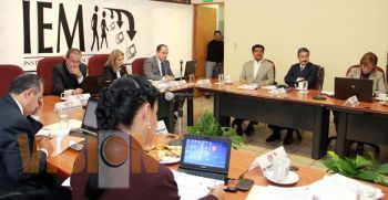 Aún no hay sanción de los precandidatos del PRD que violaron ley