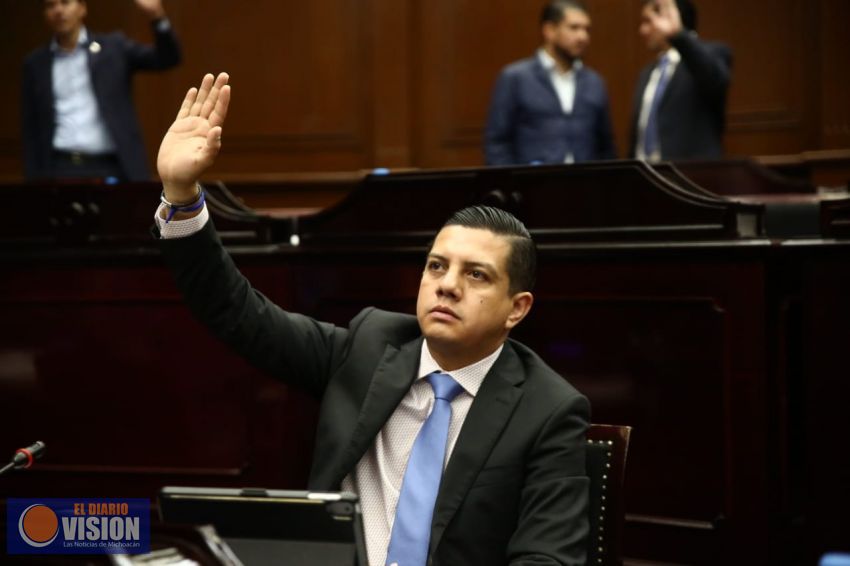 Morena avala quebranto económico en Michoacán al respaldar a Godoy y Batel: Oscar Escobar