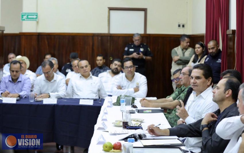 Trabajar juntos para fortalecer policías municipales: Gobernador