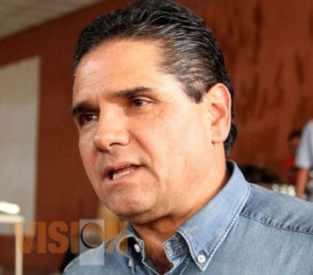 Silvano Aureoles propone un pacto social por la calidad educativa