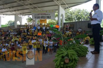 Se construirá infraestructura para desarrollar la Costa Michoacana, compromete Silvano Aureoles
