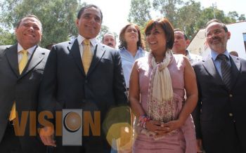 Zambrano: El PRI abandonó a su candidato, ¿y la maleta apá?