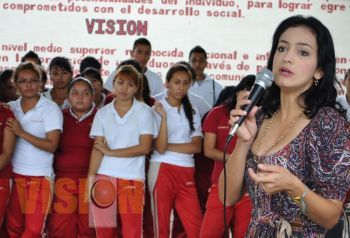  Presenta Iris Mendoza propuestas Legislativas
