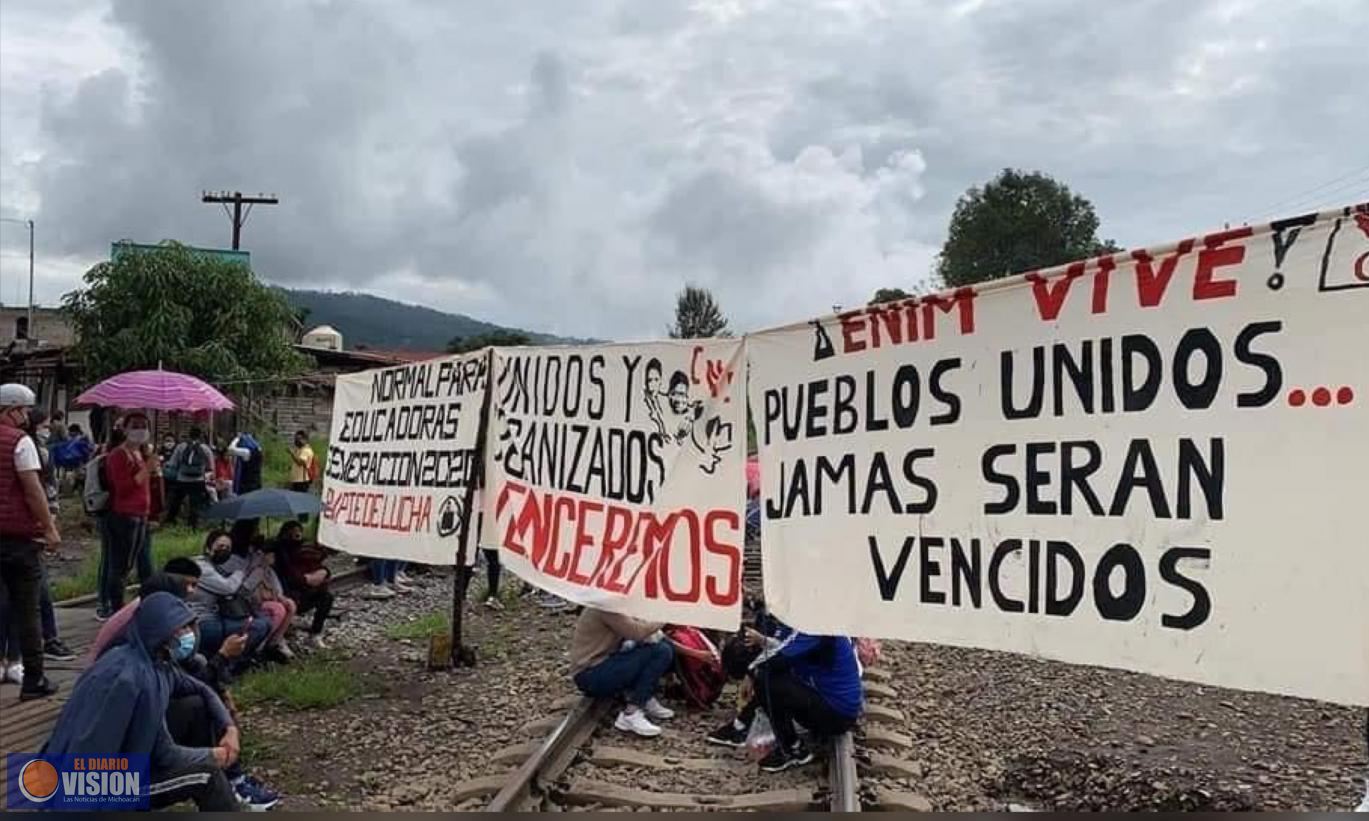 Bloqueos ferroviarios en Michoacán dejaron pérdidas de 50 MDP diarios 