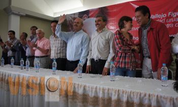 Fausto Vallejo realiza gira en agradecimiento a la militancia 