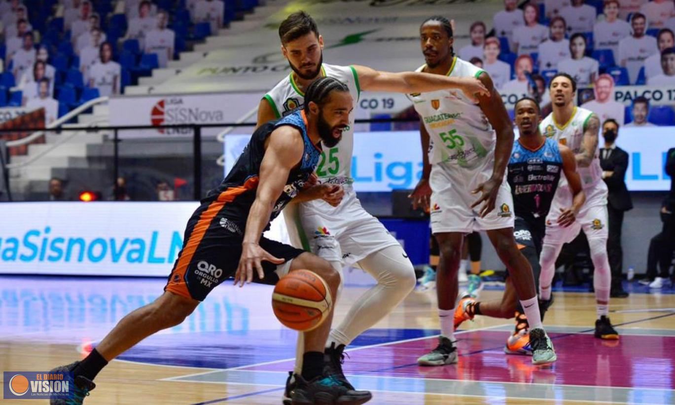 Aguacateros toma ventaja ante Libertadores en los Playoffs de la LNBP