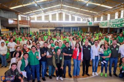 Ernesto Núñez lleva el plan “Michoacán Competitivo” a Ario de Rosales 
