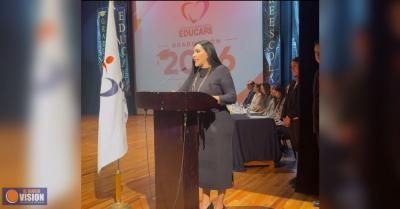 La educación y el compromiso social forman generaciones capaces: Adriana Campos Huirache