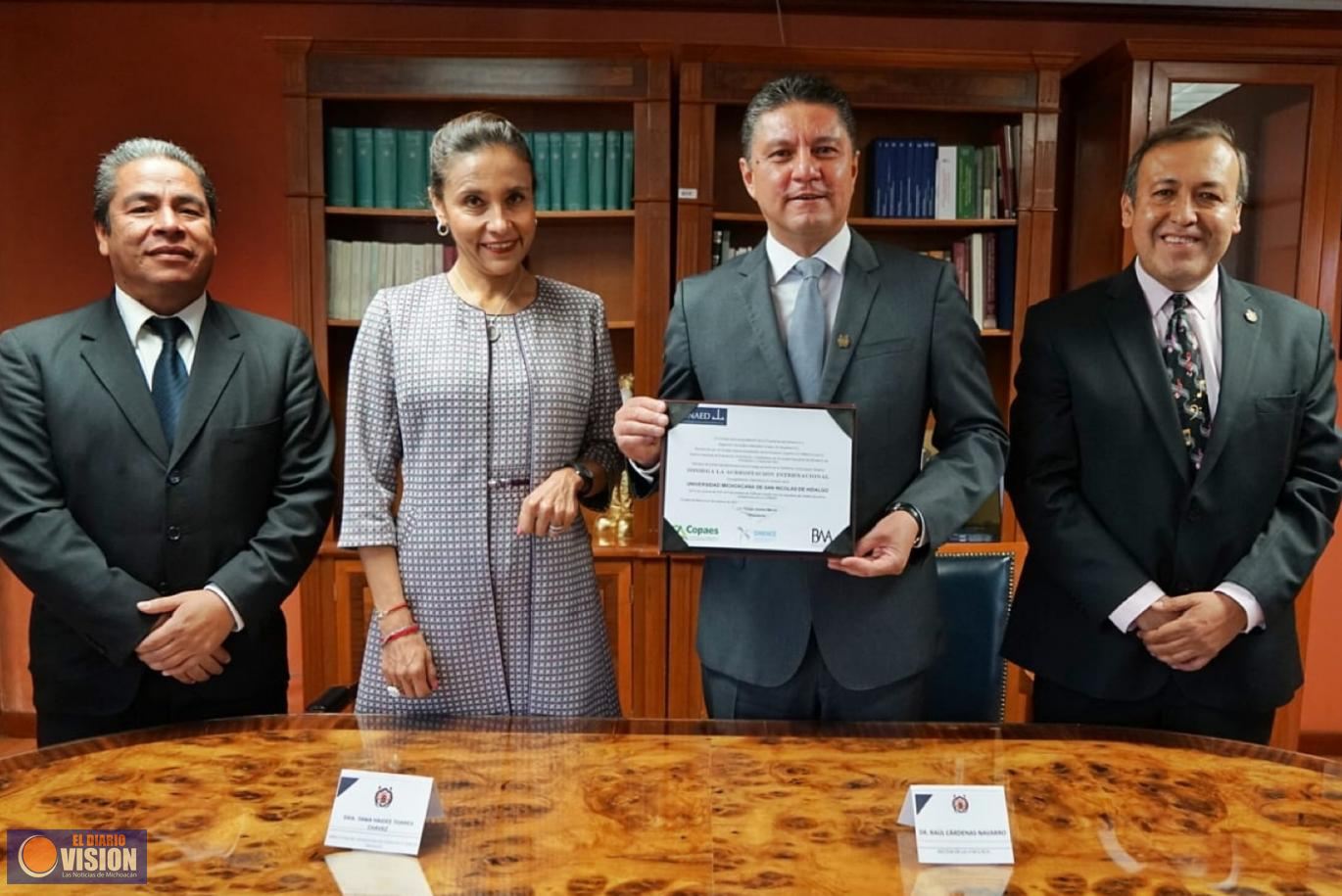 Acreditada Internacionalmente Licenciatura en Derecho de la UMSNH 