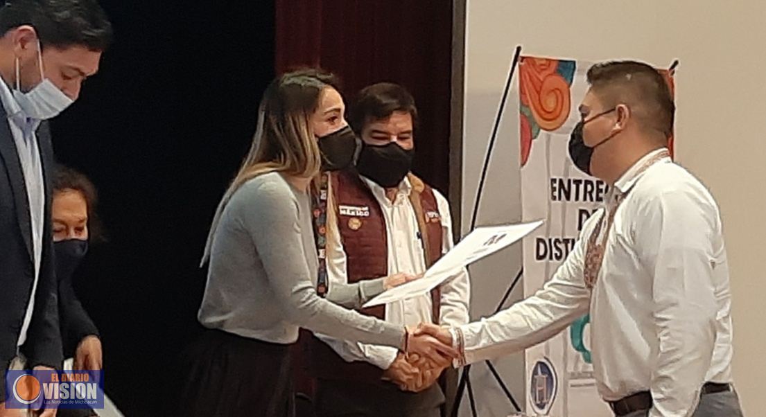 Entregó SECTUR 33 distintivos de Calidad “H”, “M”, “M Ecoturístico” y “Punto Limpio”