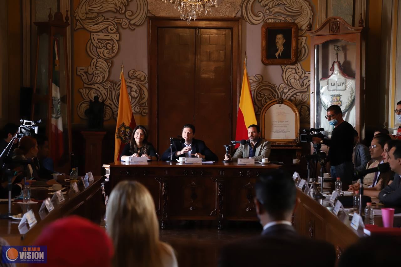 Renueva ayuntamiento convenio para apoyar economía de empresas familiares