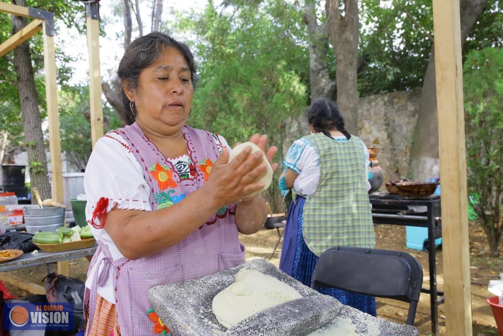 Con comida, música y cultura continúan actividades en Casa Michoacán