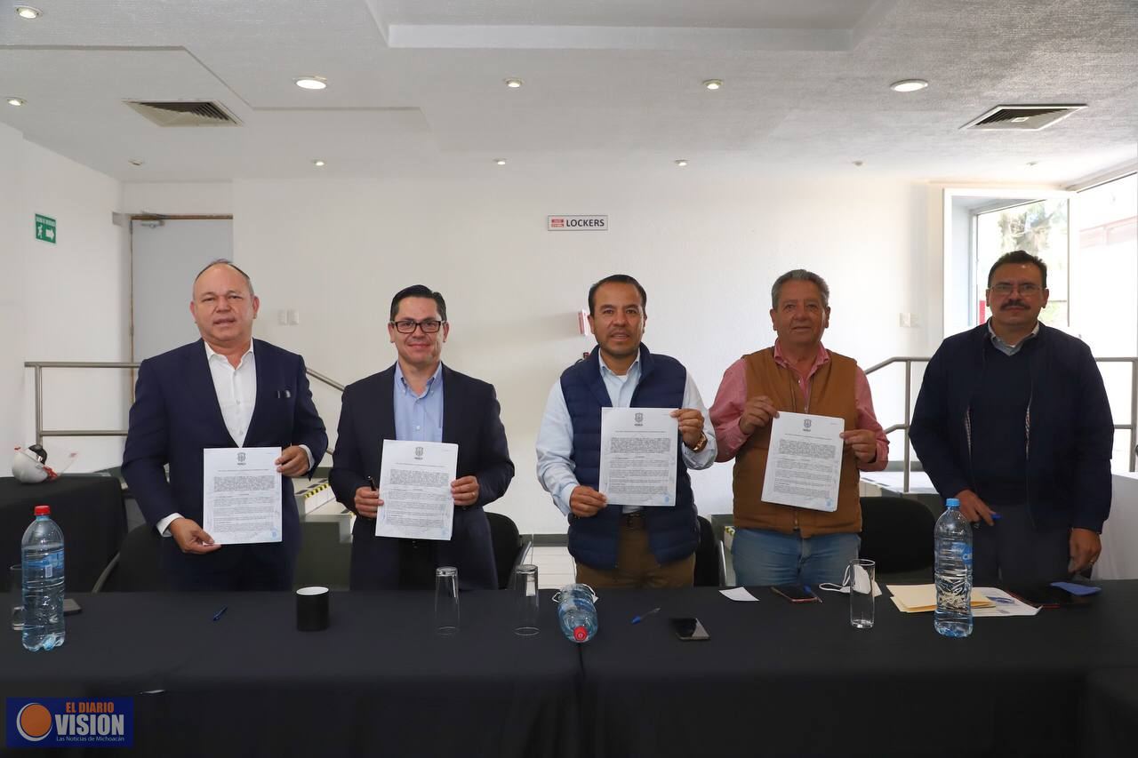 Firma Ayuntamiento de Morelia convenio para recibir agua de Grupo Femsa y utilizarla en riego