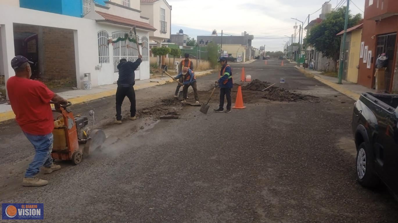 Gobierno Municipal realiza acciones de bacheo en zona sur y poniente de Morelia
