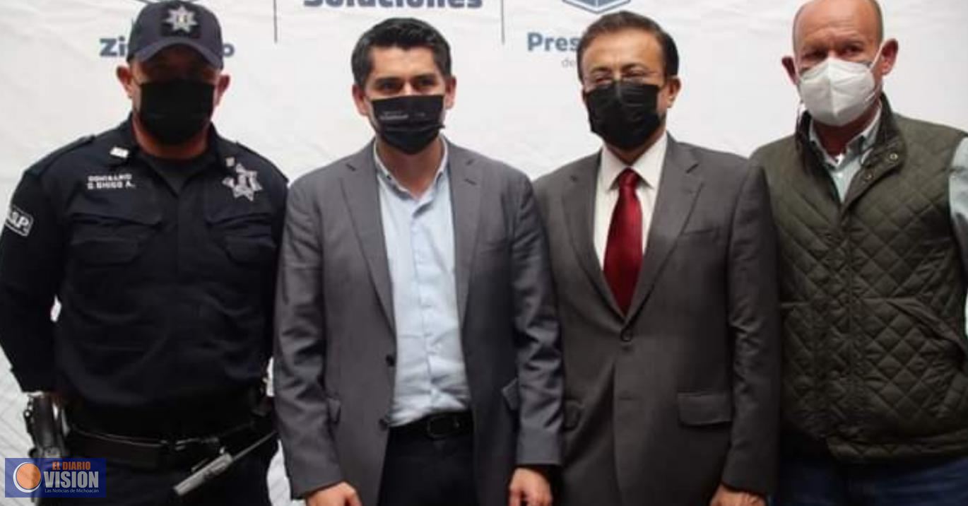 Toño Ixtláhuac, presenta al Coordinador de Justicia Cívica de Zitácuaro