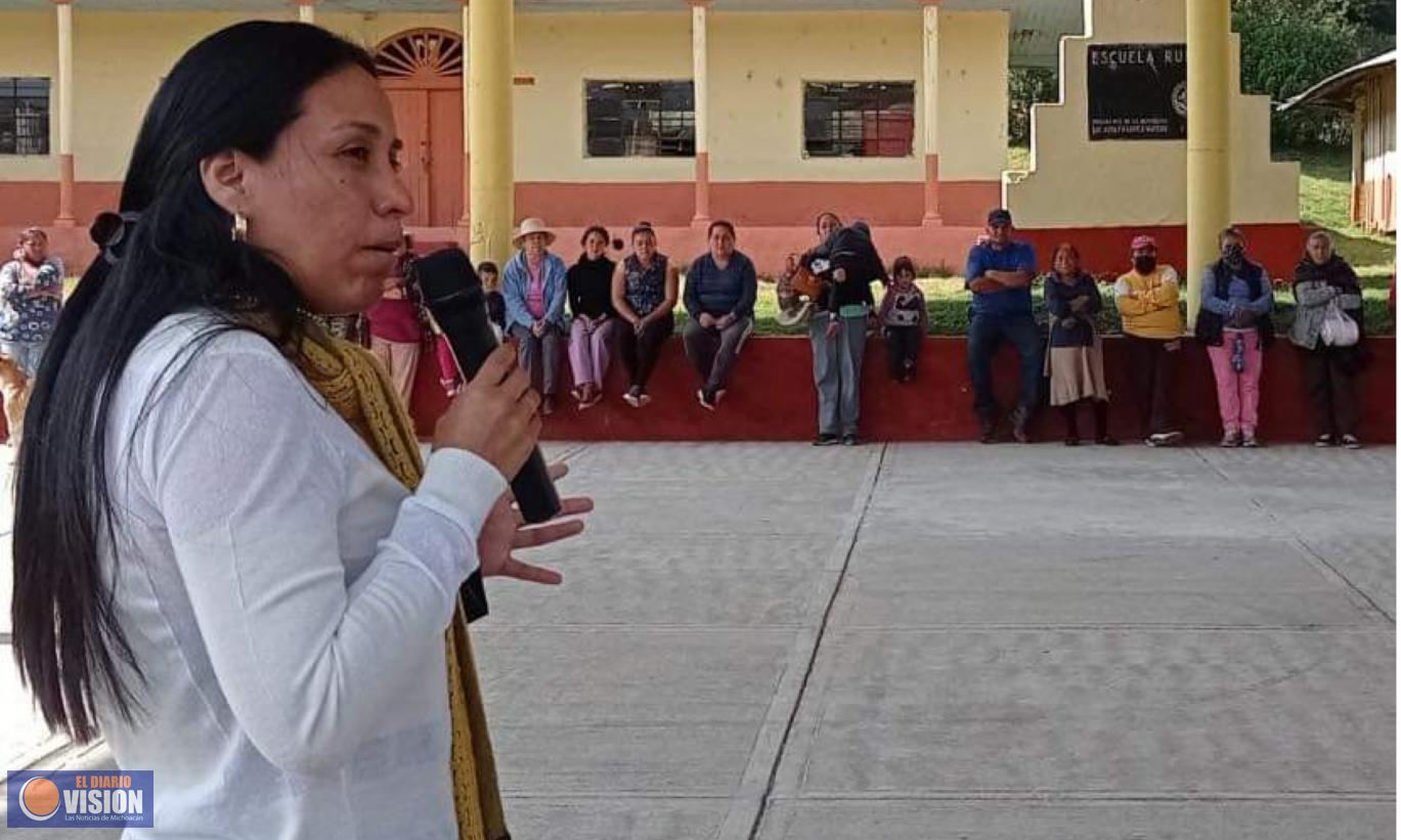 Mary Carmen Bernal logró abrigar 3 mil 700 corazones con campaña “Abrigando un Corazón”