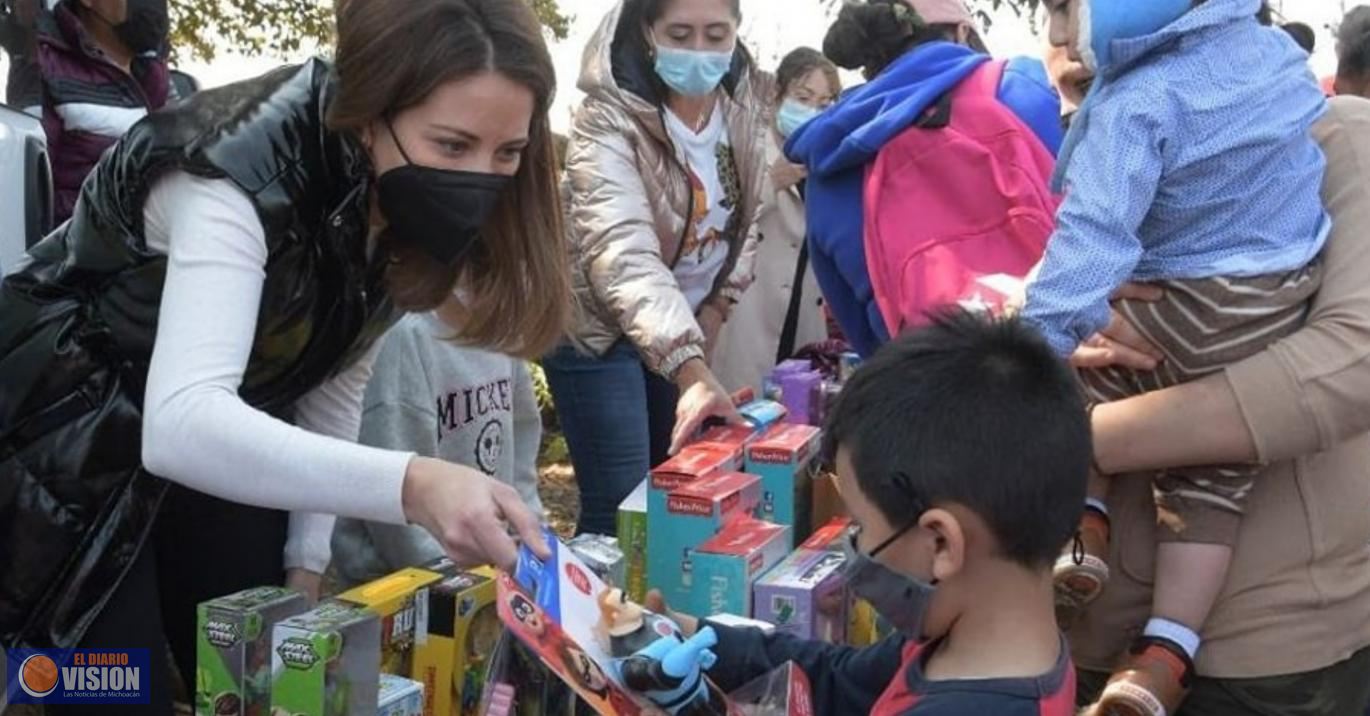 DIF Morelia recibe regalos de los Reyes Magos para entregar a niñas y niños