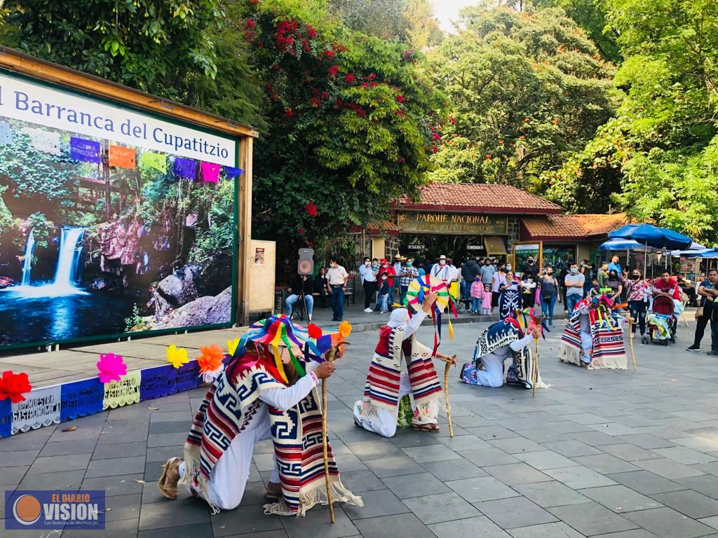 Fiesta para los sentidos en la Primera Muestra Gastronómica 