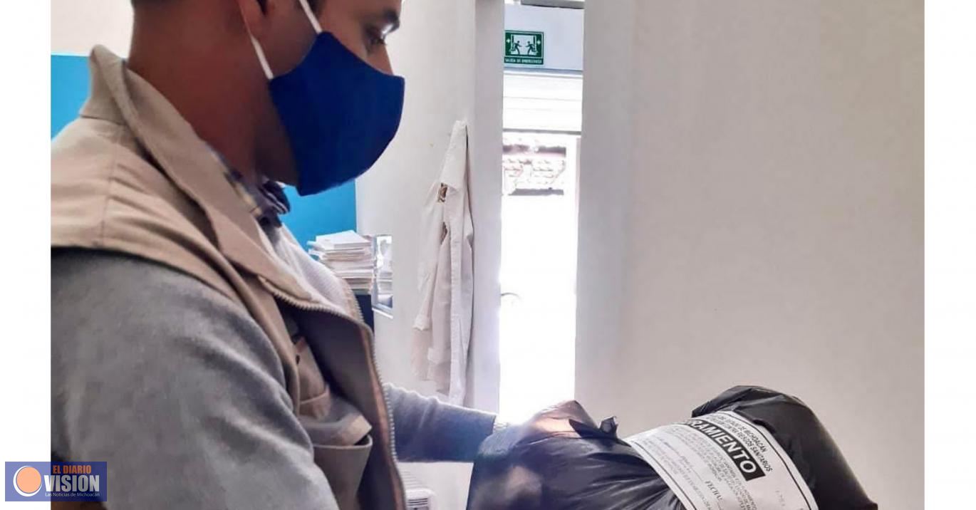 Decomisan reactivos caducos en Laboratorio de Pátzcuaro 