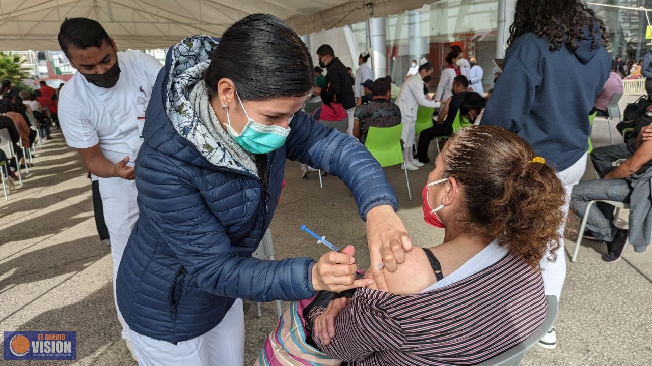 Más de 9 mil vacunas aplicadas en enero en el Colegio de Morelia