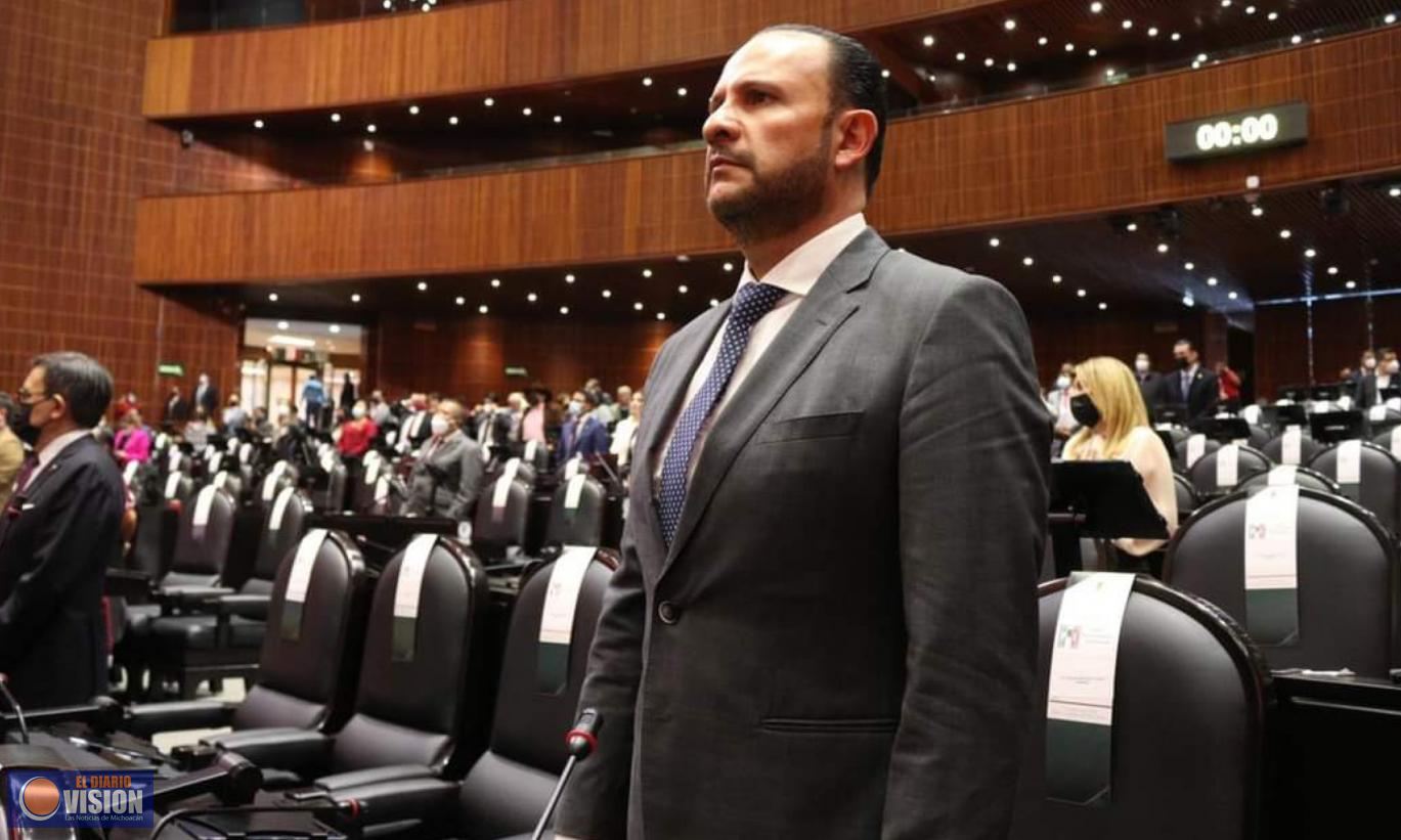 Mauricio Prieto, asistió al inicio del segundo periodo ordinario de sesiones