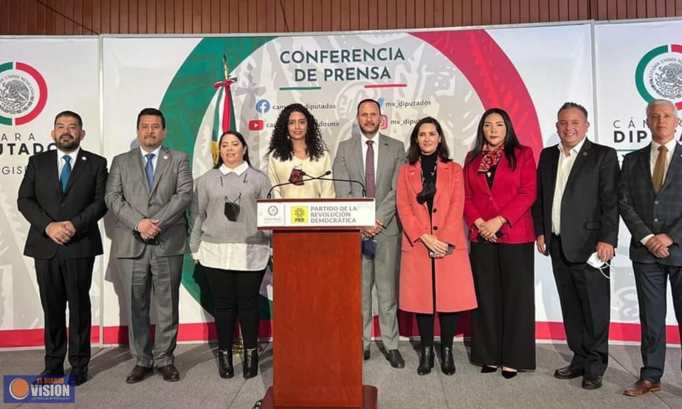 Diputados federales llaman a dar atención a exportación del aguacate michoacano a EU