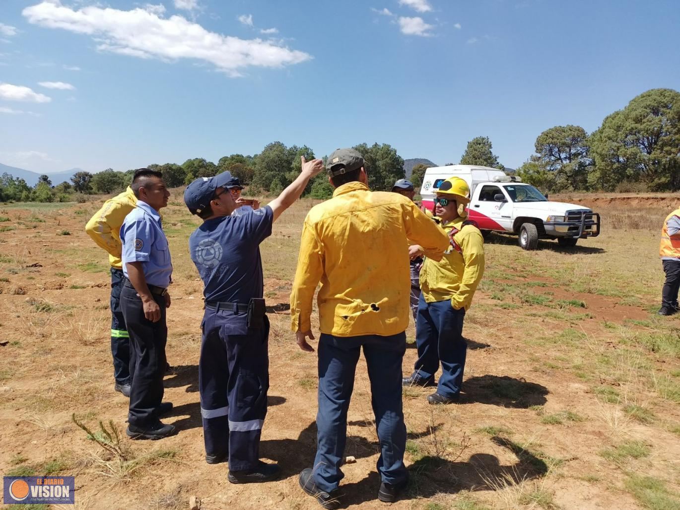 Coadyuva PC en búsqueda de persona extraviada en el cerro del Zirate en Quiroga