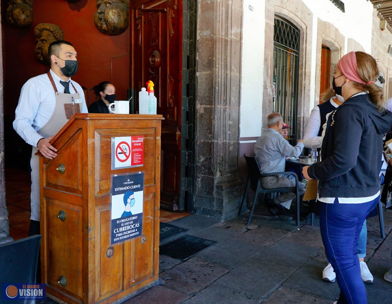 SSM arranca campaña de información a restaurantes y cafés sobre Reforma a Ley para Control de Tabaco