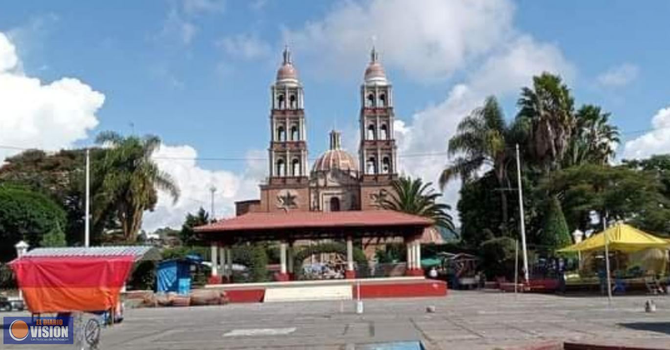 San Juan Nuevo Parangaricutiro, un pueblo que se levanta desde las cenizas San Juan Nuevo Parangaricutiro, un pueblo que se levanta desde las cenizas