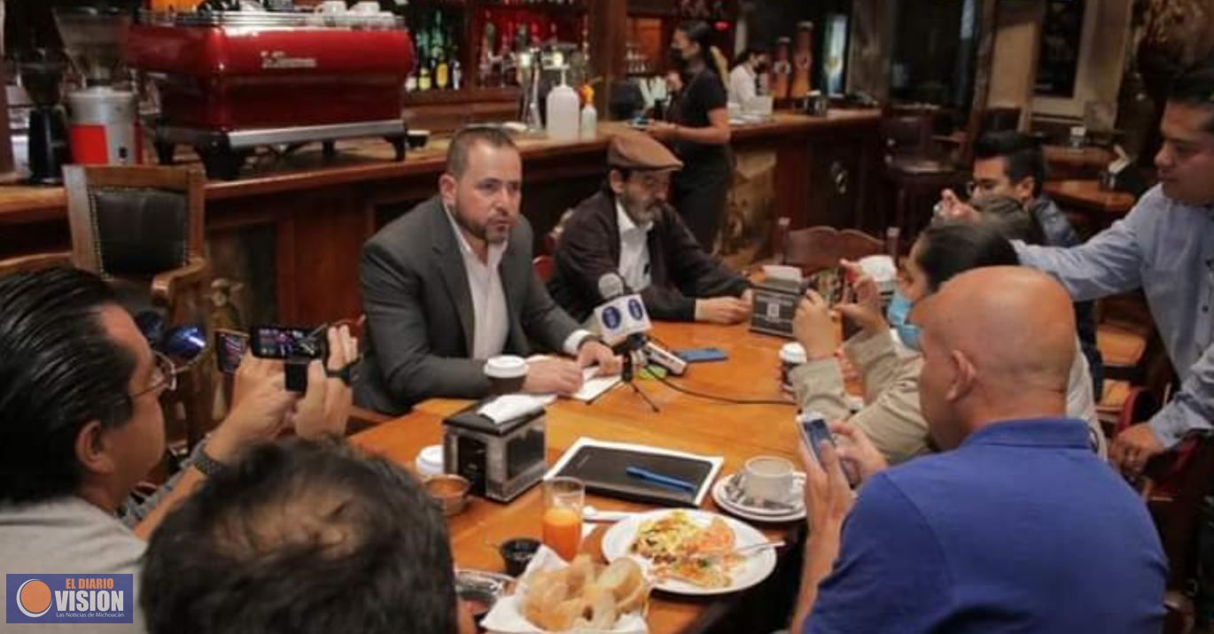 Humberto González y Julieta Gallardo, promueven división 