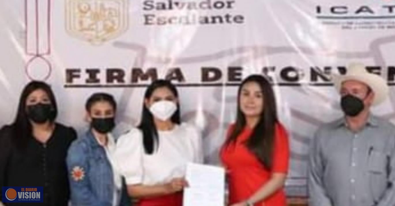Salvador Escalante e Icatmi, signan convenio de colaboración : Araceli Saucedo 