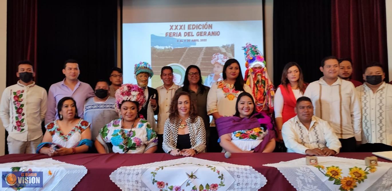 Invita Tingambato a su Feria del Geranio