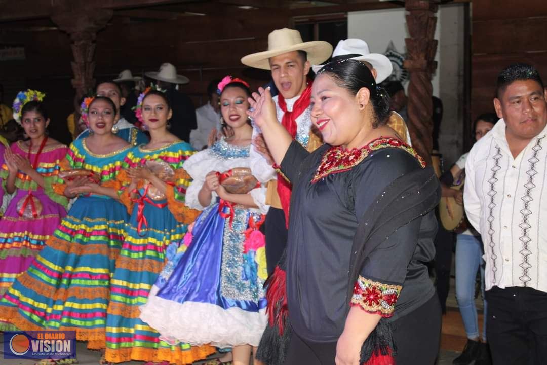 Con éxito, se realizó el Festival Internacional de Danza Folclórica en Tingambato 