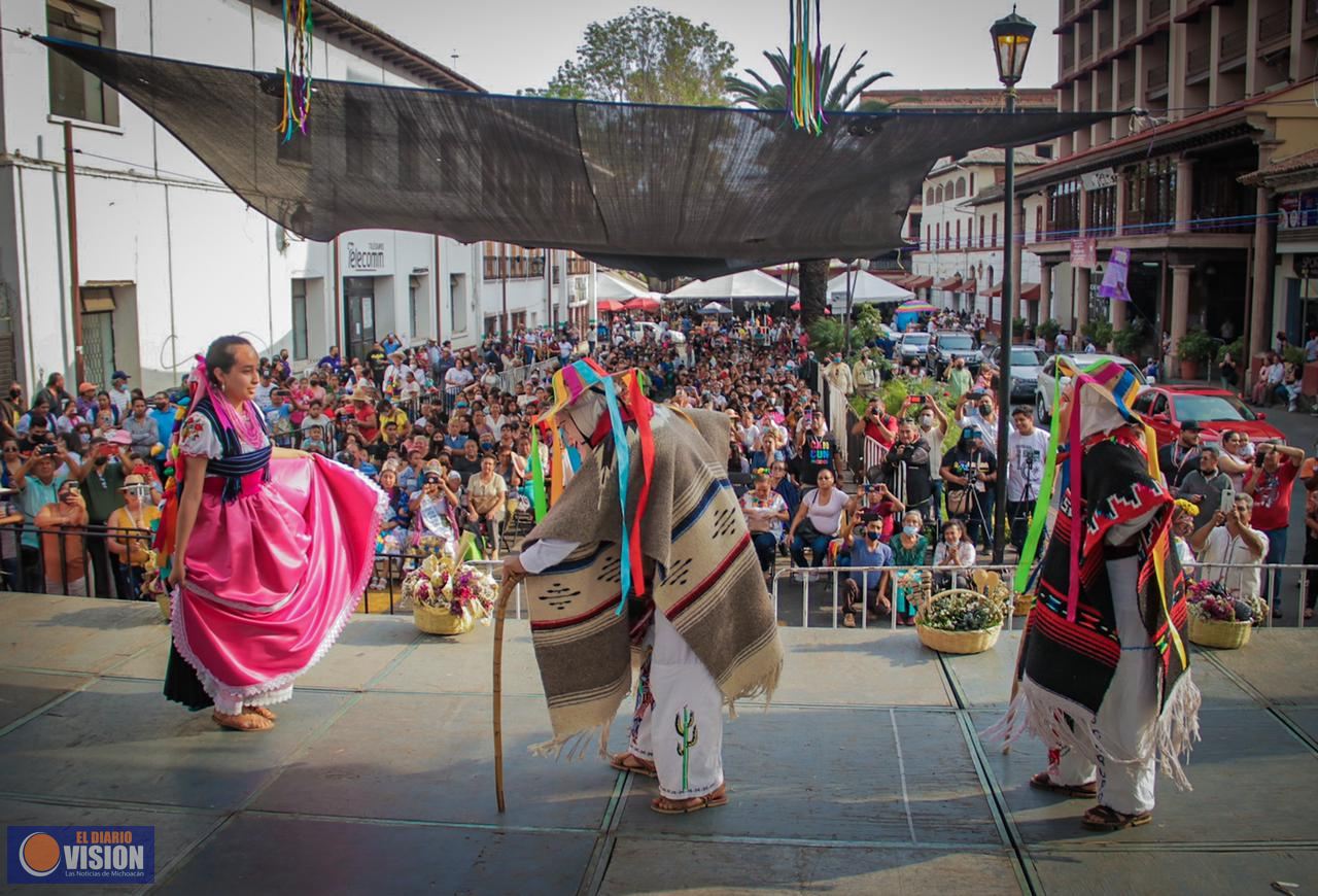 Barrio San Juan Bautista deleitó a visitantes del Tianguis Artesanal