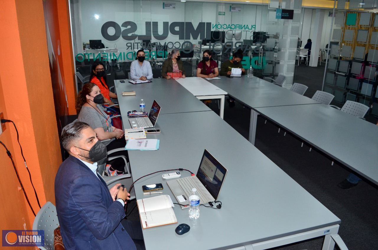 Presentan capacitadores para diplomado en Economía Social