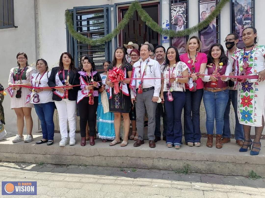 Leonel Godoy asistió a la inauguración de la Oficina de Enlace de la Diputada Celeste Ascencio 
